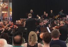 Let it Go instrumental – Live performance in Nordstan, Göteborg, Sweden